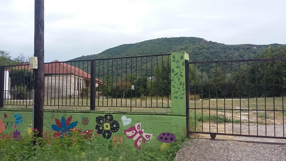 Θεσπρωτία: Ανάδοχοι για πρ. δημοτικό σχολείο Καρβουναρίου, φωτεινή σηματοδότηση της ΕΟ Παραμυθιάς – Γλυκής και οικία Μπούση