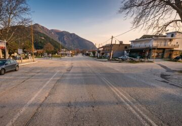 gliki-paramythias-dromos-360x250.jpg