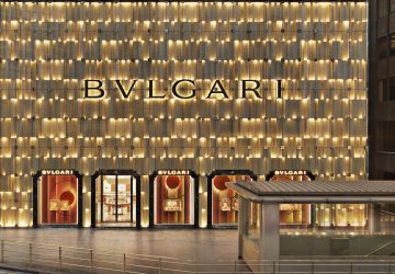facciata-bulgari-hk-con-fermataring-imbrunire_3000-360x250.jpg