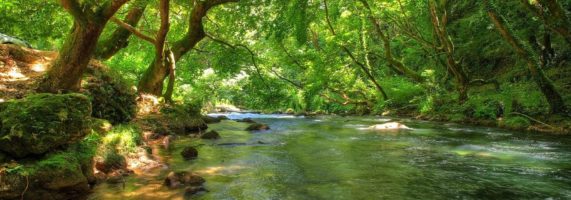 kalamas-river-epirus-greece-4c-571x200.jpg