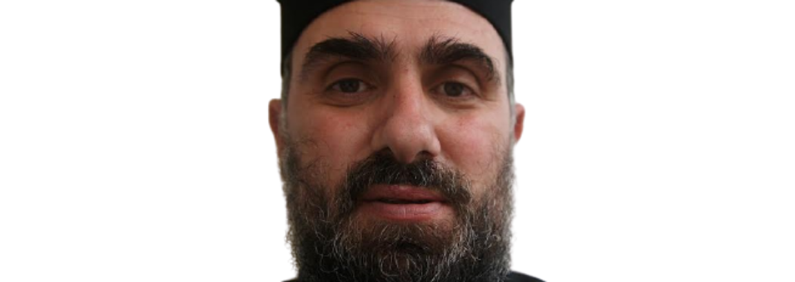 pater-ilias-makos-paramythia-online-removebg-preview-1151x408.png