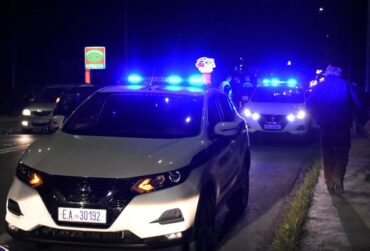 police-370x251.jpg