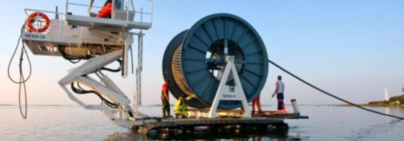 subsea-cable-750x500-1-571x200.jpg