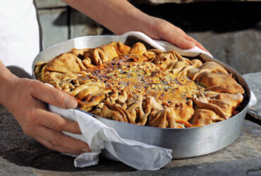 pita-me-arni-Copy-370x250.jpg