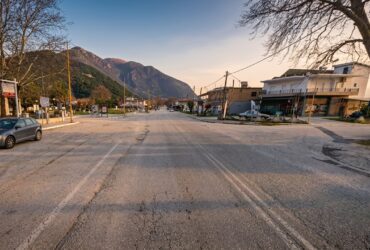 gliki-paramythias-dromos-370x250.jpg