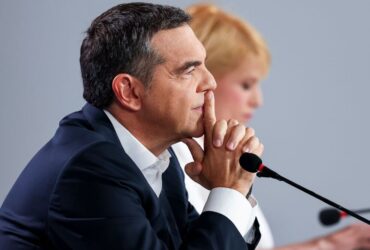 elas-tsipras-370x250.jpg